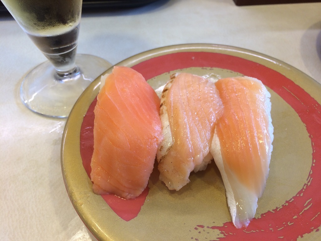 中評価 はま寿司 サーモン三種盛りのクチコミ 評価 商品情報 もぐナビ