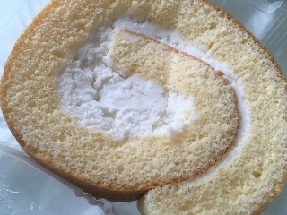 高評価 大山乳業 白バラとろけるロールケーキのクチコミ 評価 商品情報 もぐナビ